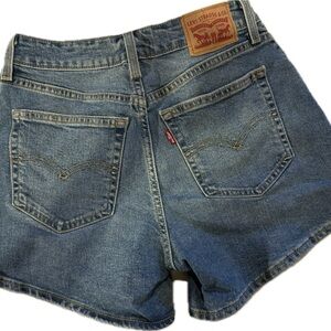Levi's Women's Classic Blue Jean Shorts